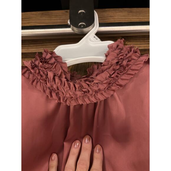NWT Zara Satin-y Ruffle Pleat Neckline and Arms Large - Picture 3 of 5